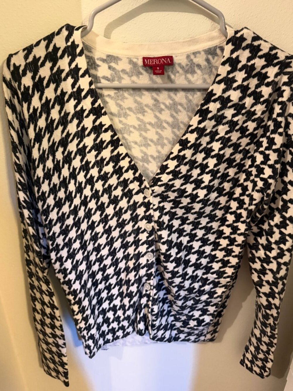 Merona S Black and White Houndstooth Knit V-Neck Cardigan